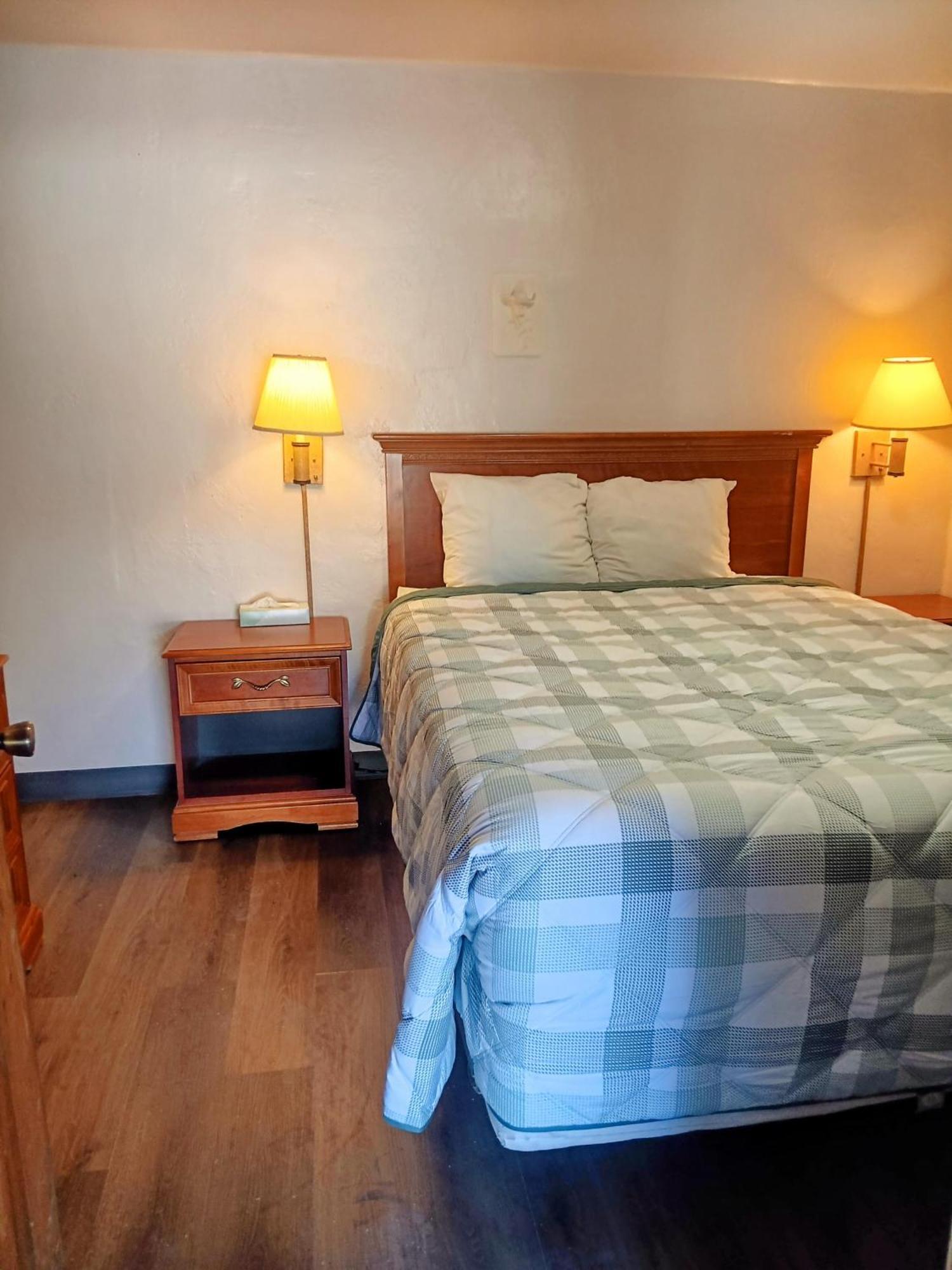 Sands Motel ไชแอนน์ ภายนอก รูปภาพ